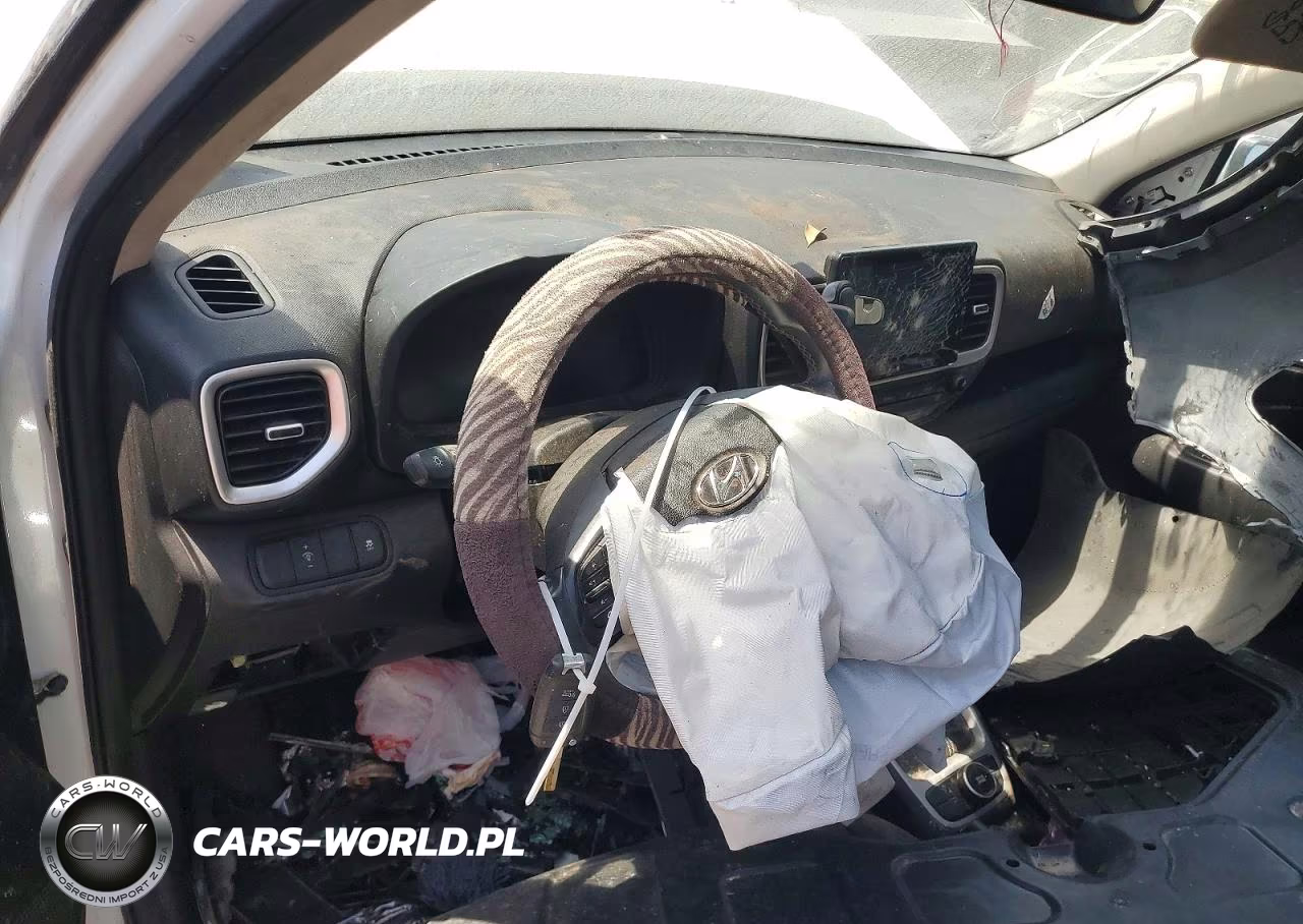 2023 Hyundai Venue Sel VIN:KMHRC8A33PU219104 - 8