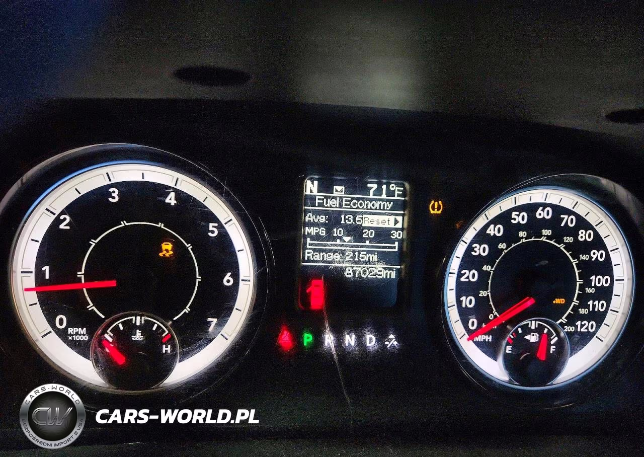 2018 Ram 1500 St VIN:1C6RR7FG9JS260940 - 9