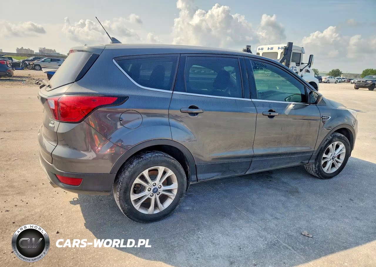 2019 FORD ESCAPE SE VIN:1FMCU9GD9KUB30526 - 3