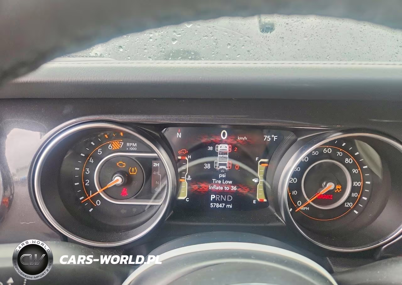 2023 Jeep Wrangler Sahara VIN:1C4HJXEN4PW635579 - 9