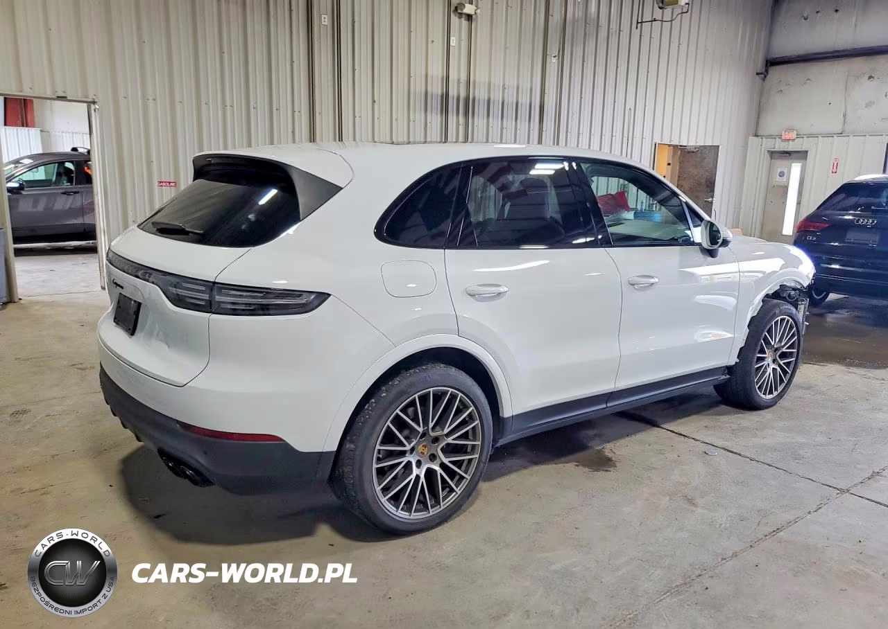2023 Porsche Cayenne Base VIN:WP1AA2AY2PDA00147 - 3