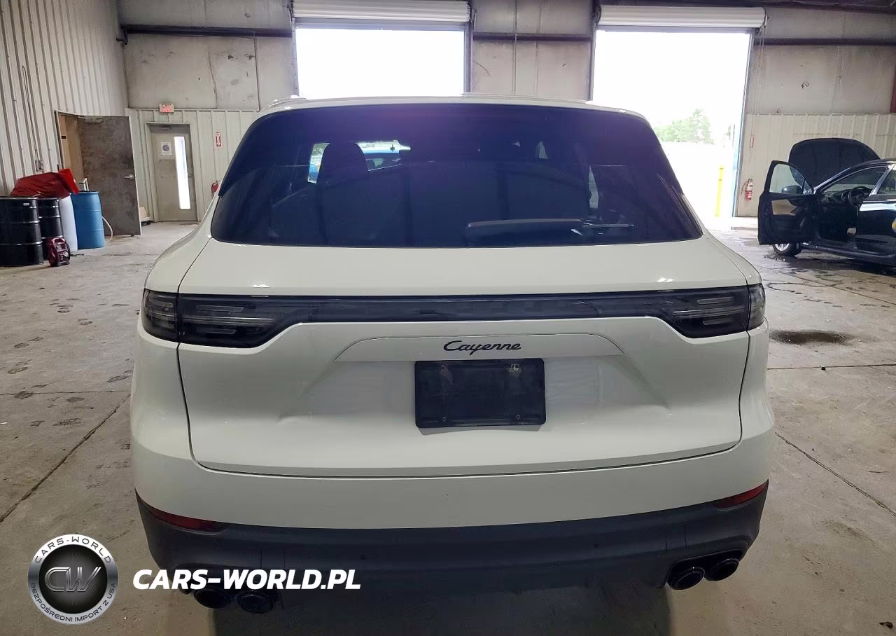 2023 Porsche Cayenne Base VIN:WP1AA2AY2PDA00147 - 6