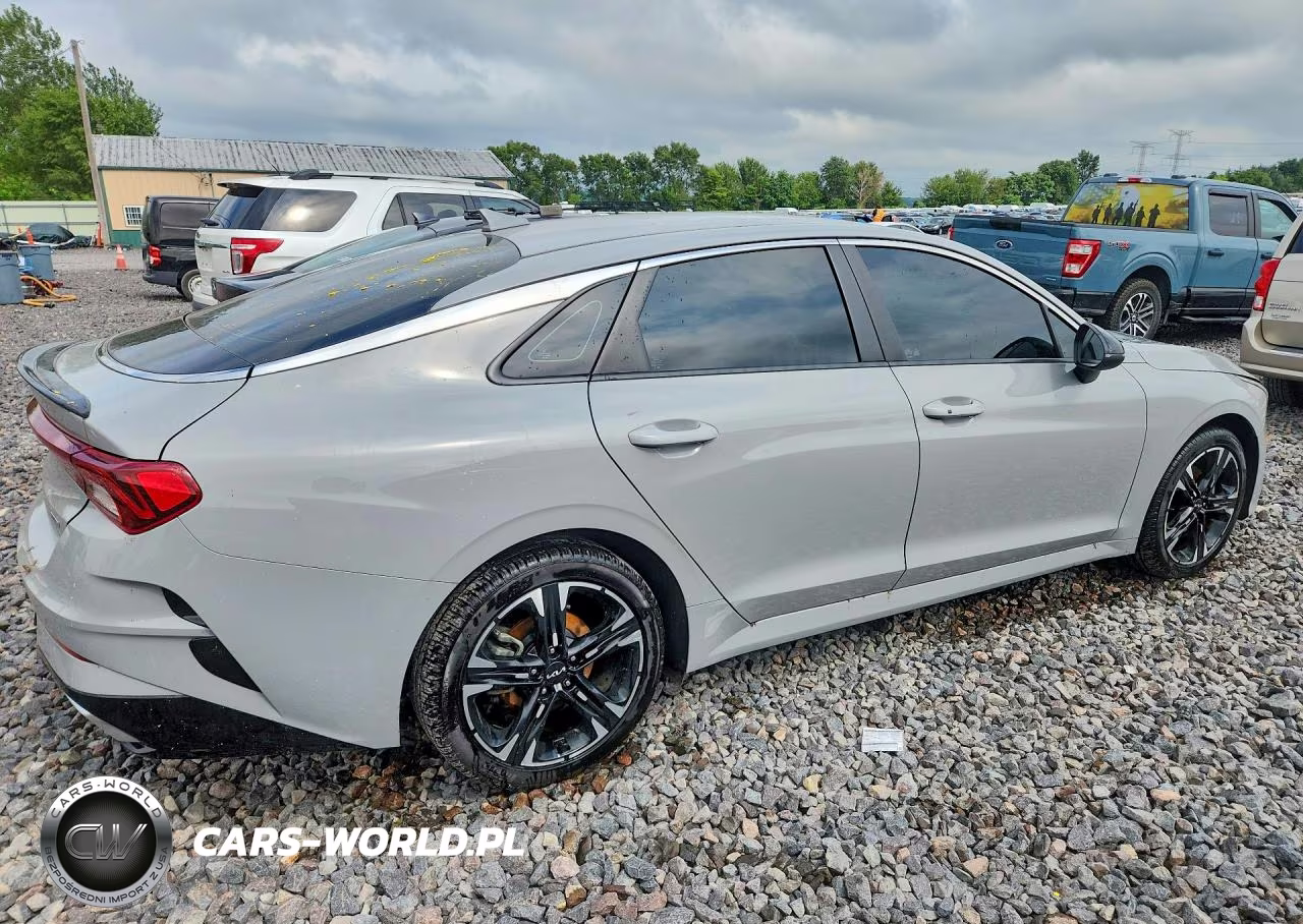 2024 Kia K5 Gt Line VIN:5XXG64J20RG238608 - 3