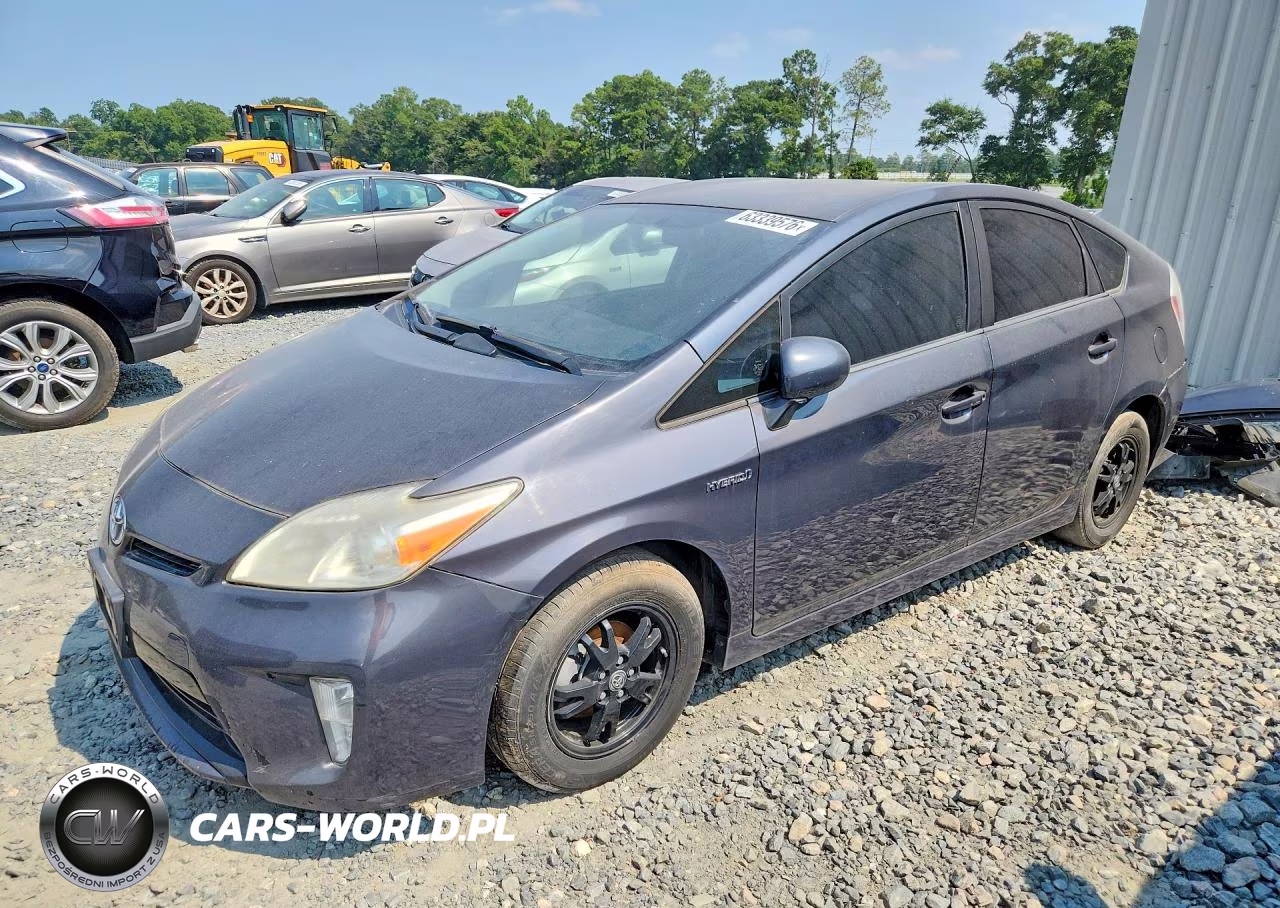 2013 Toyota Prius Two – zdjęcie 1 z 12