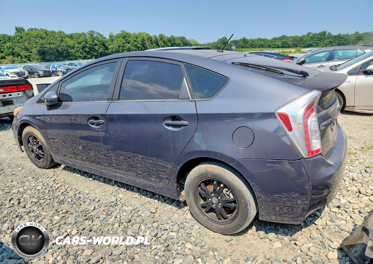 2013 Toyota Prius Two VIN:JTDKN3DU0D1716115 - 2