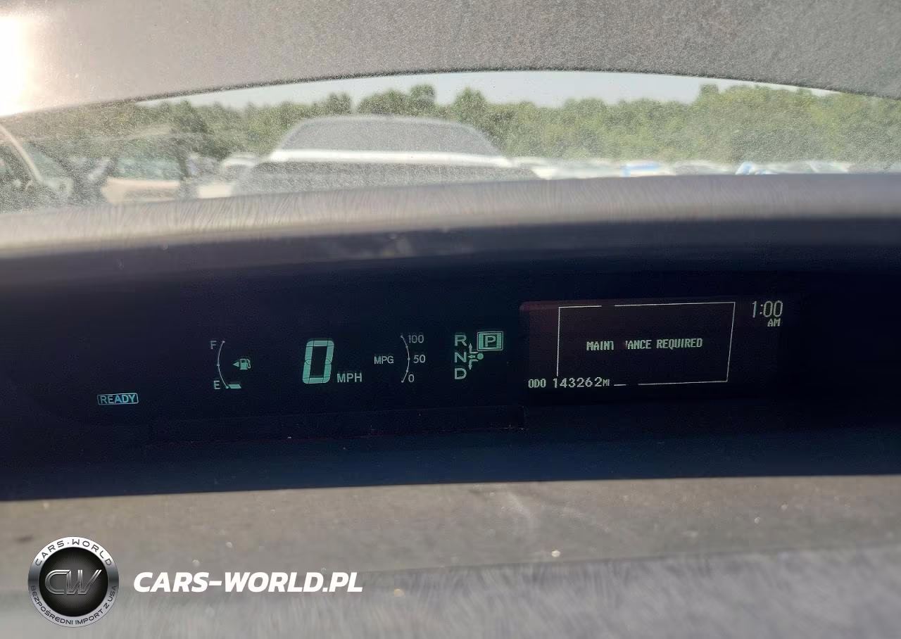 2013 Toyota Prius Two VIN:JTDKN3DU0D1716115 - 9