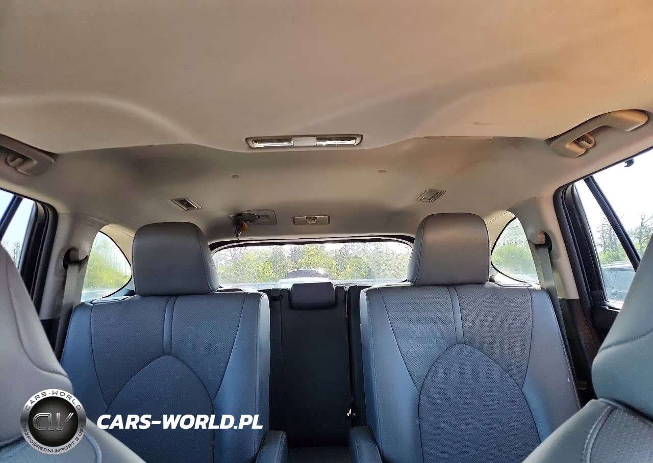 2022 Toyota Highlander Limited VIN:5TDDZRBH8NS567723 - 10