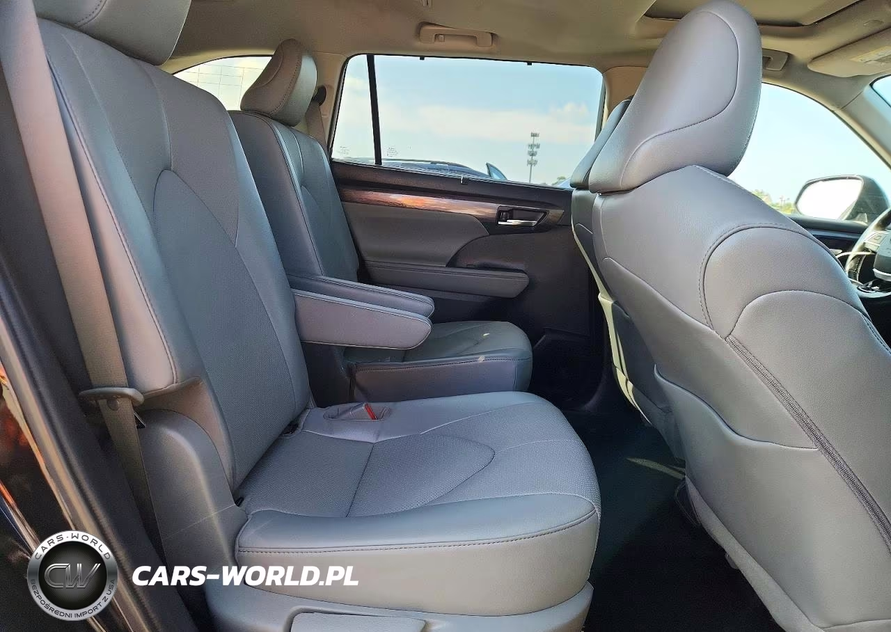 2022 Toyota Highlander Limited VIN:5TDDZRBH8NS567723 - 11