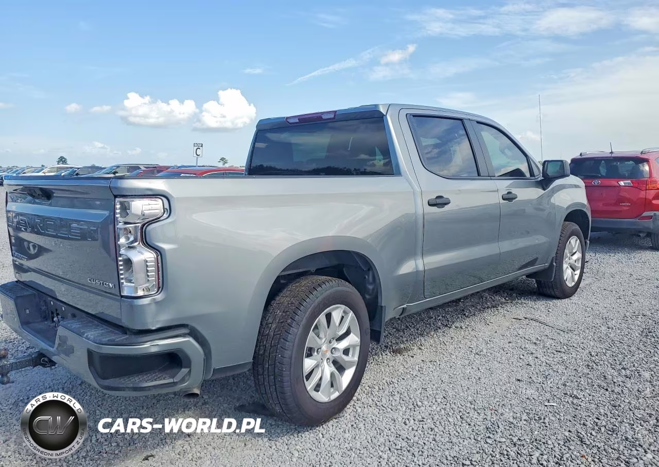 2026 Chevrolet Silverado C1500 Custom VIN:1GCPABEK6TZ318934 - 3