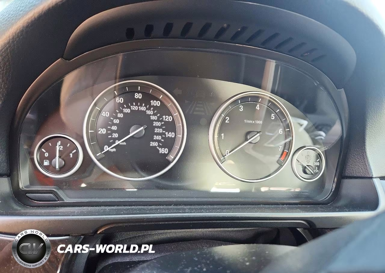 2012 BMW 528 Xi VIN:WBAXH5C54CDW08318 - 9