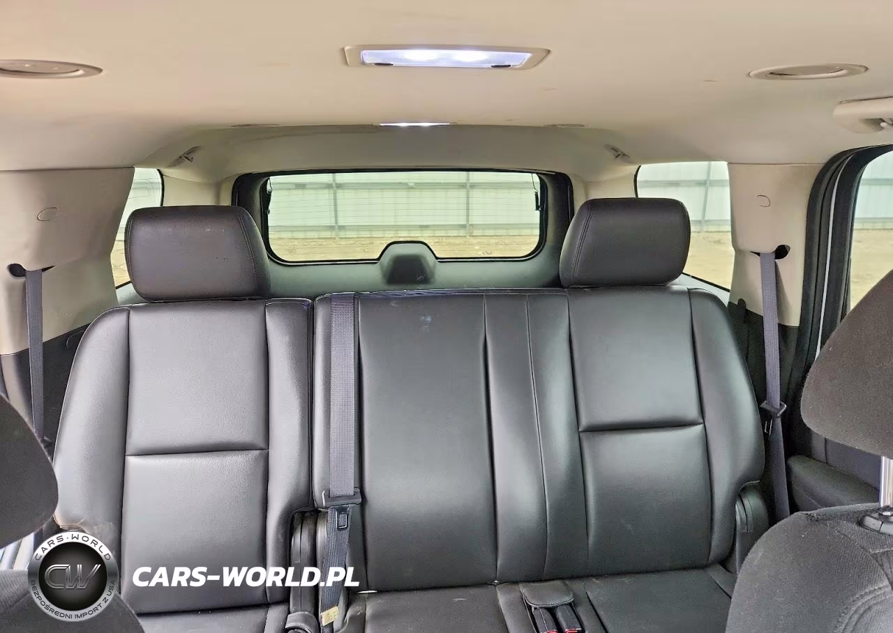2011 Chevrolet Tahoe Special VIN:1GNSK2E03BR377676 - 10