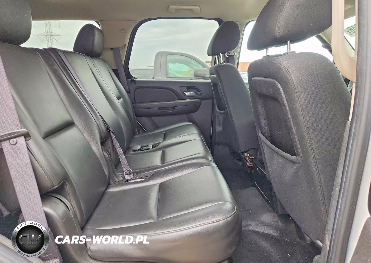 2011 Chevrolet Tahoe Special VIN:1GNSK2E03BR377676 - 11