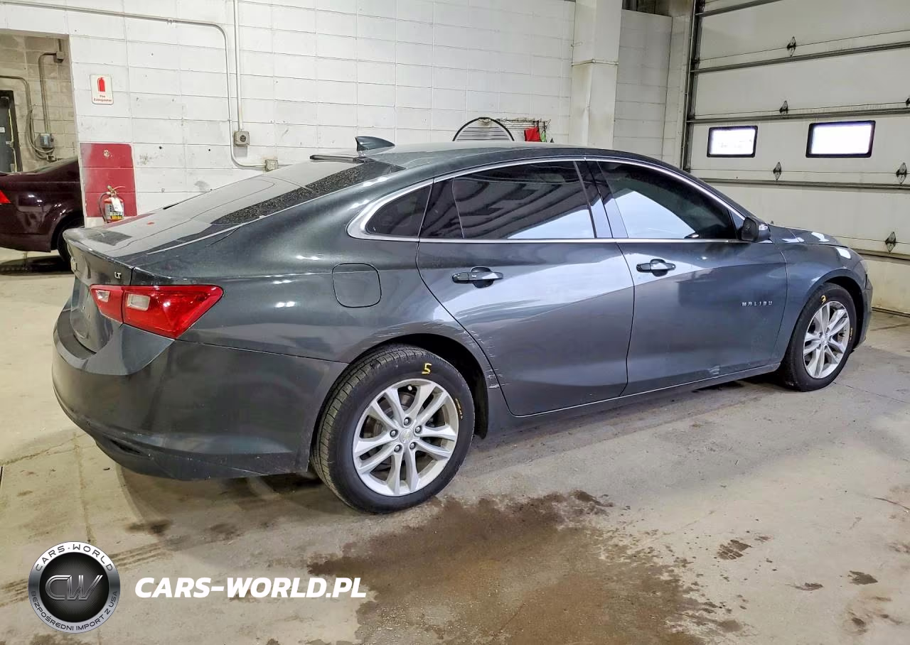 2017 Chevrolet Malibu Lt VIN:1G1ZE5ST3HF220568 - 3
