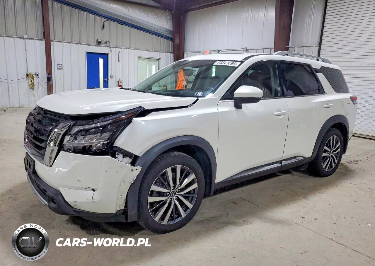 2022 Nissan Pathfinder