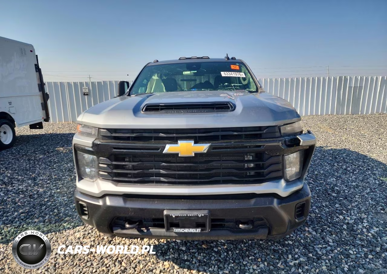 2026 Chevrolet Silverado K3500 VIN:1GB4KSEY0TF207340 - 5
