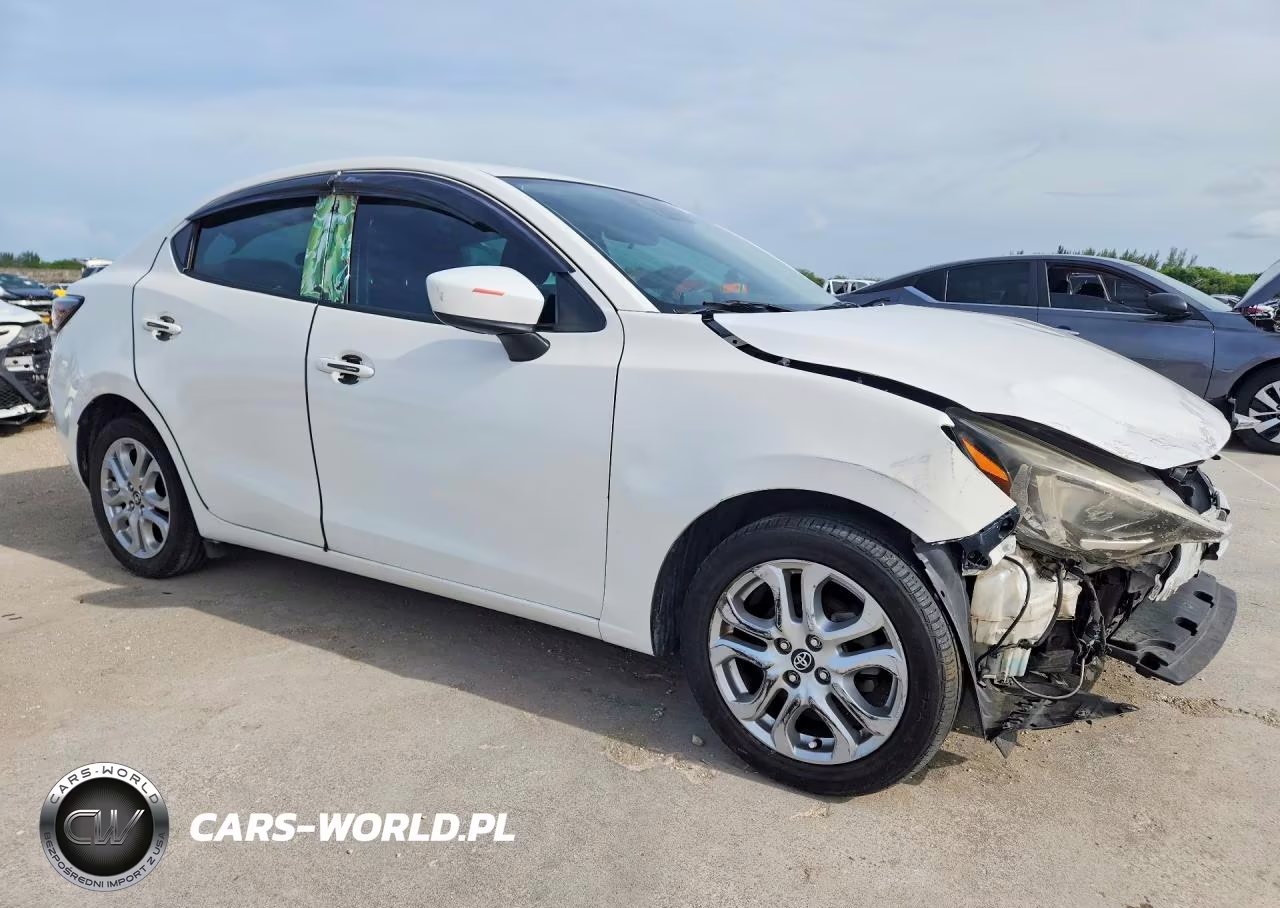 2018 Toyota Yaris Ia Base VIN:3MYDLBYV3JY326565 - 4