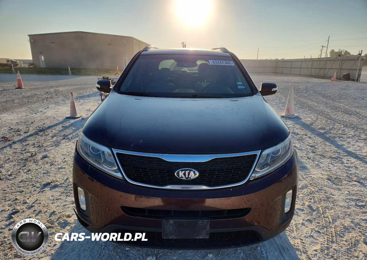 2015 Kia Sorento VIN:5XYKT3A67FG580063 - 5