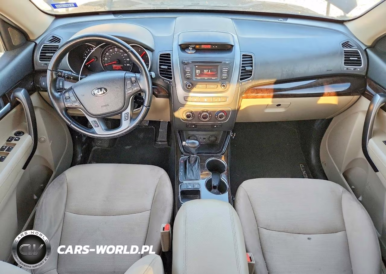 2015 Kia Sorento VIN:5XYKT3A67FG580063 - 8