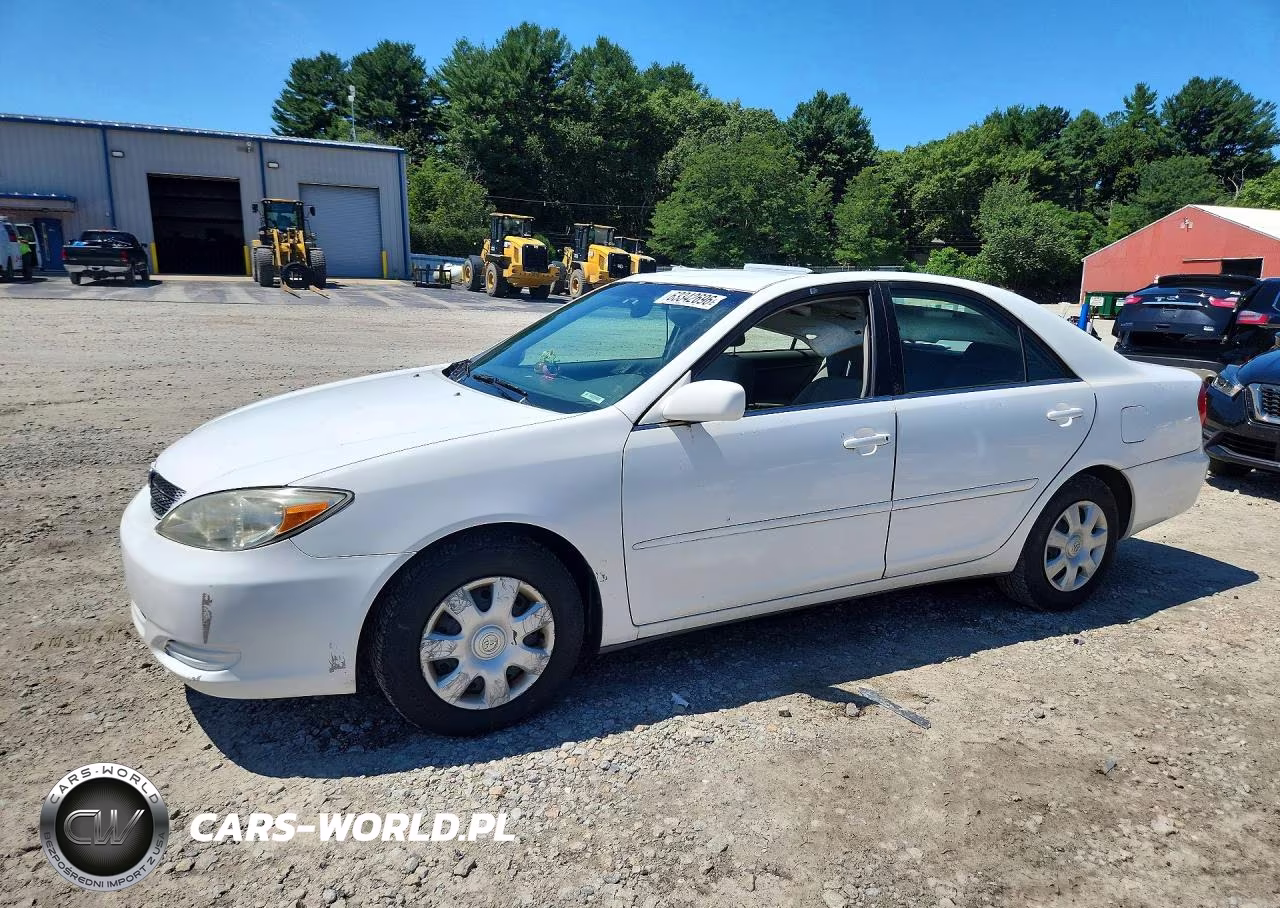 2003 Toyota Camry Le – zdjęcie 1 z 12