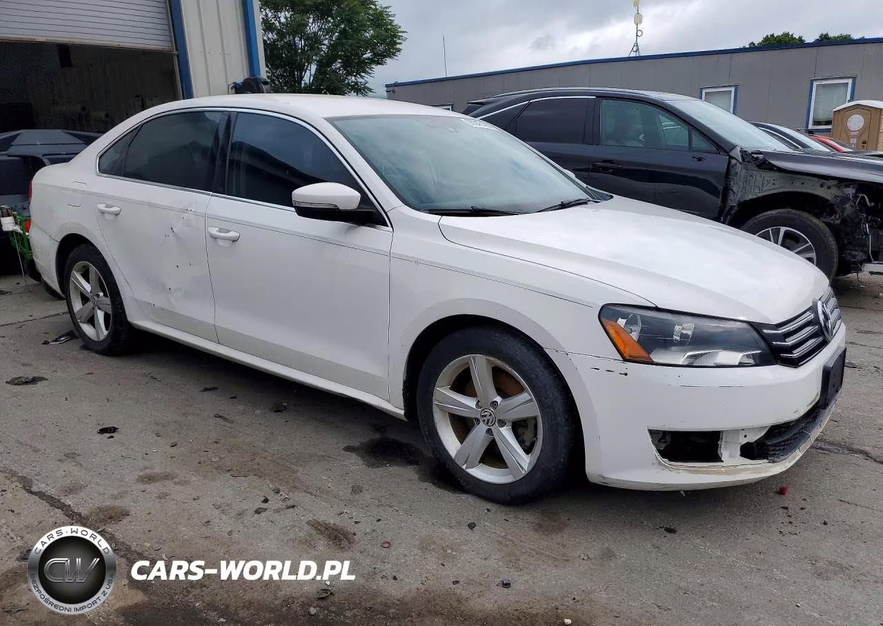 2013 Volkswagen Passat Se VIN:1VWBH7A38DC122819 - 4