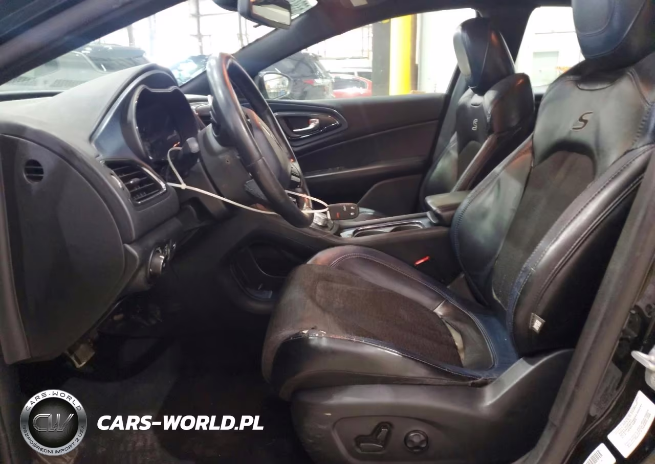 2015 Chrysler 200 S VIN:1C3CCCBB2FN511682 - 7