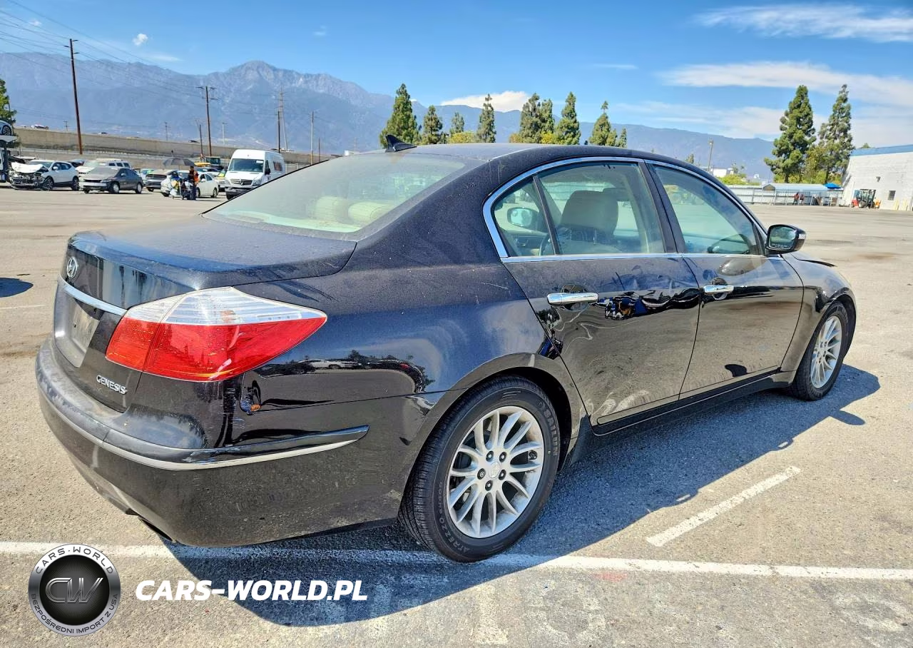 2011 Hyundai Genesis 3.8L VIN:KMHGC4DE5BU128518 - 3