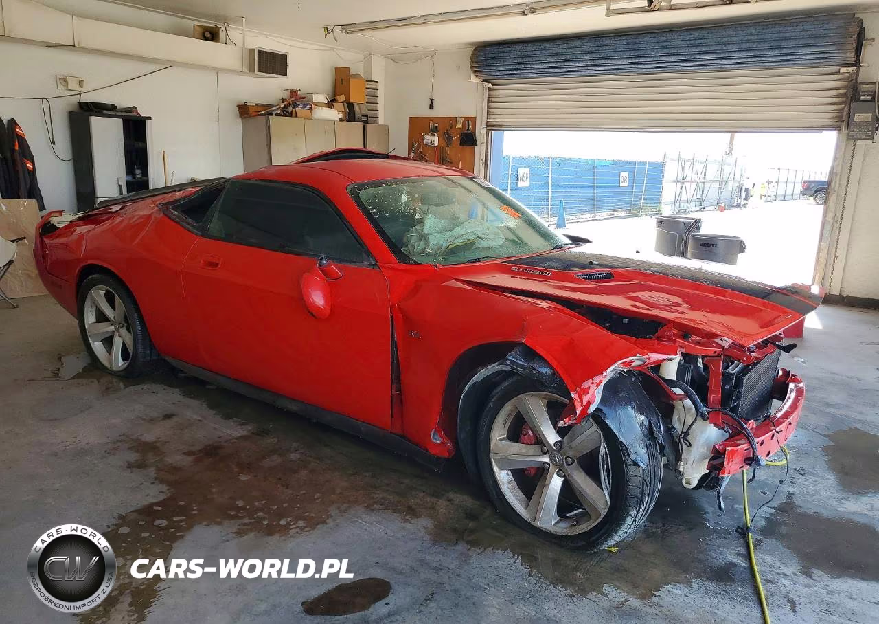 2009 Dodge Challenger Srt-8 VIN:2B3LJ74W79H570637 - 4
