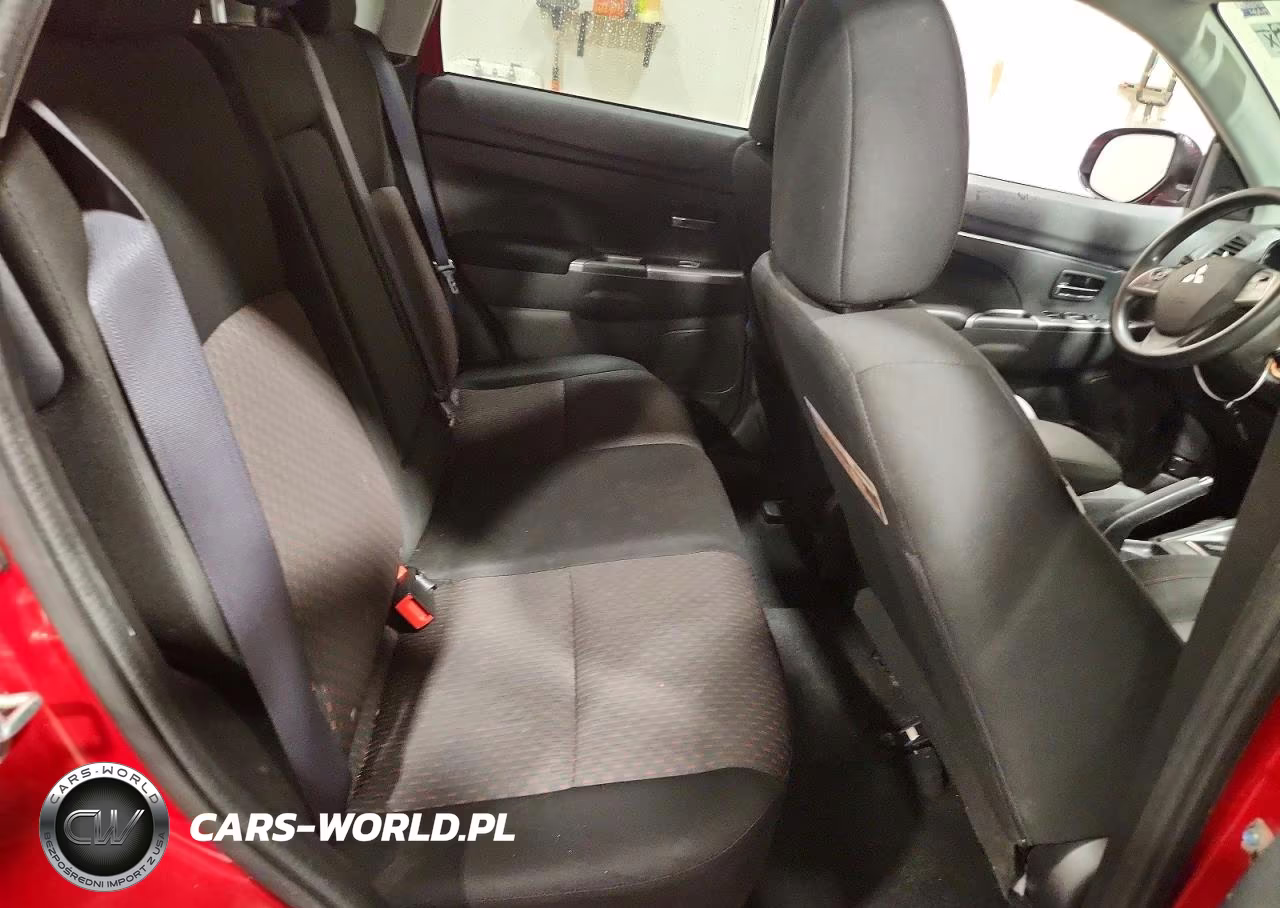 2018 Mitsubishi Outlander Sport Es VIN:JA4AP3AU2JZ007378 - 11