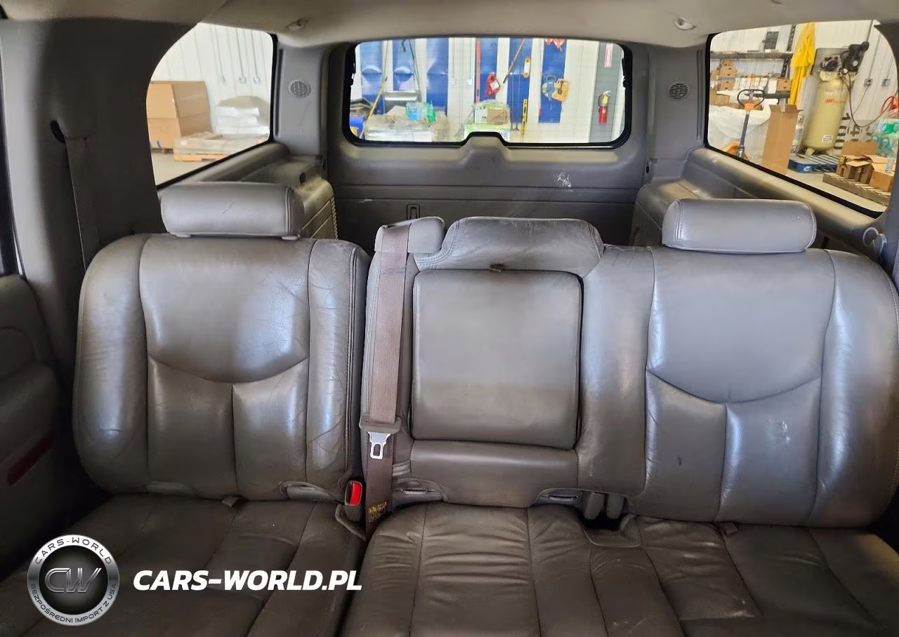 2004 Chevrolet Suburban K1500 VIN:1GNFK16Z54J112526 - 10