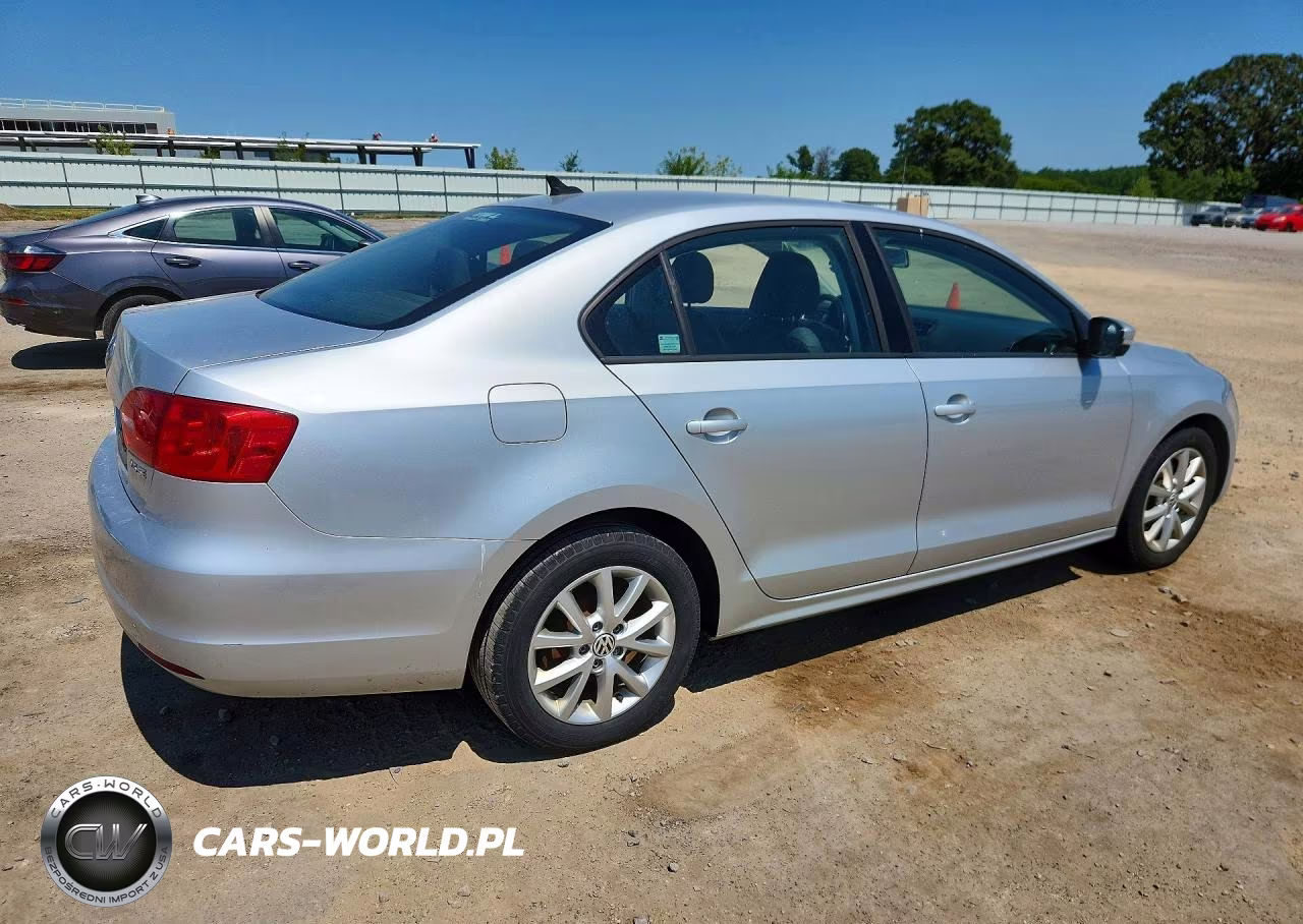 2011 Volkswagen Jetta Se VIN:3VWDX7AJ5BM312390 - 3