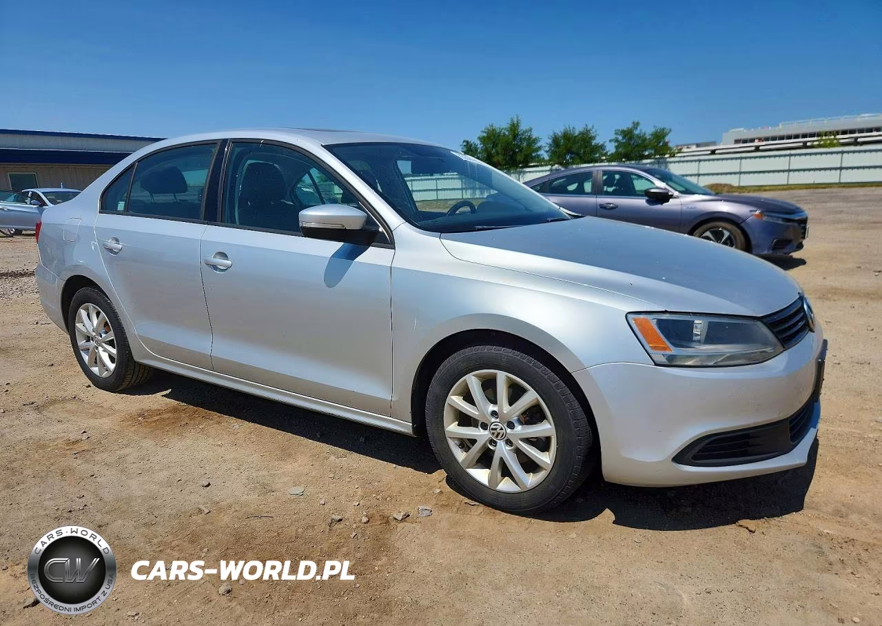 2011 Volkswagen Jetta Se VIN:3VWDX7AJ5BM312390 - 4