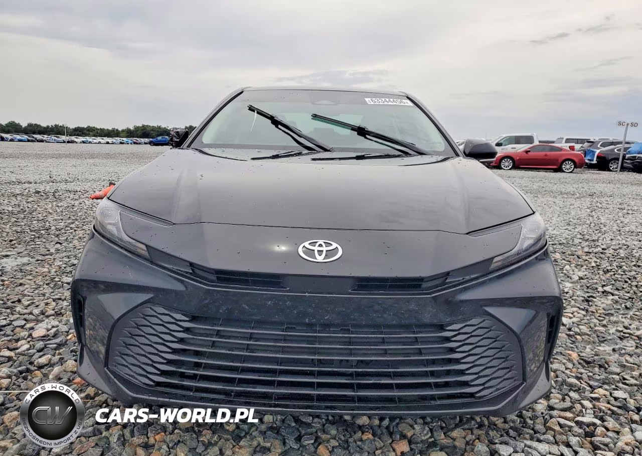 2025 Toyota Camry Le VIN:4T1DAACK6SU136352 - 5