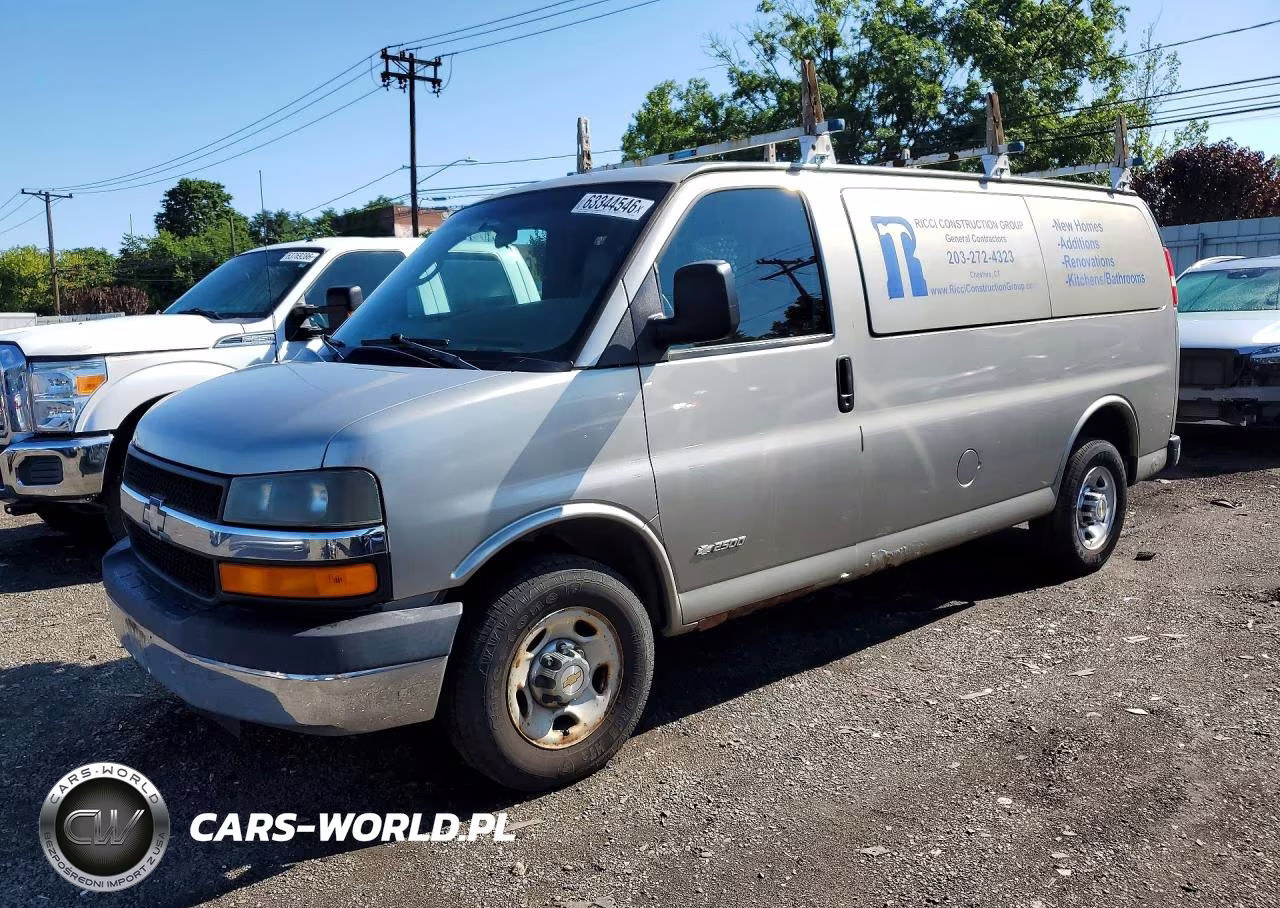 2004 Chevrolet Express G2500