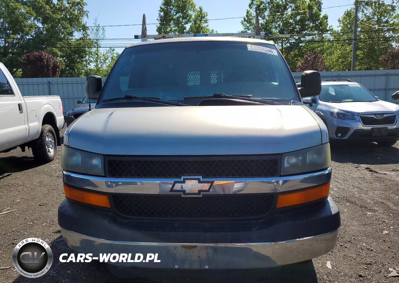 2004 Chevrolet Express G2500 VIN:1GCGG25V741189126 - 5