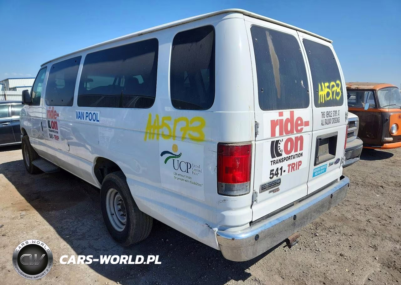 2011 Ford Econoline E350 Super Duty Wagon VIN:1FBSS3BL6BDB07453 - 2
