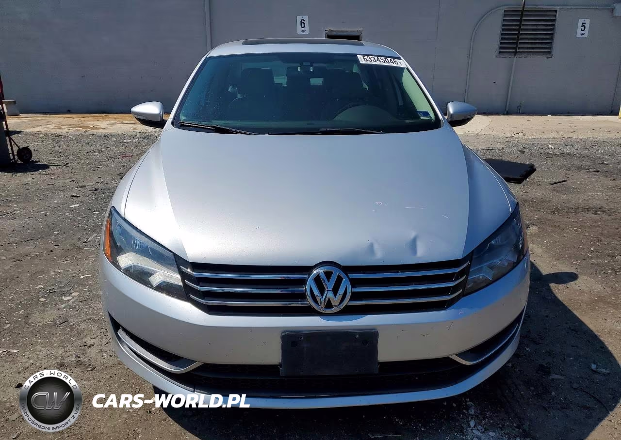 2012 Volkswagen Passat Se VIN:1VWBP7A30CC073102 - 5