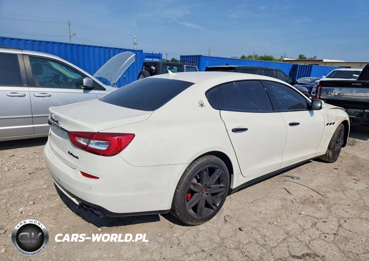2014 Maserati Quattroporte S VIN:ZAM56RRA8E1077734 - 3
