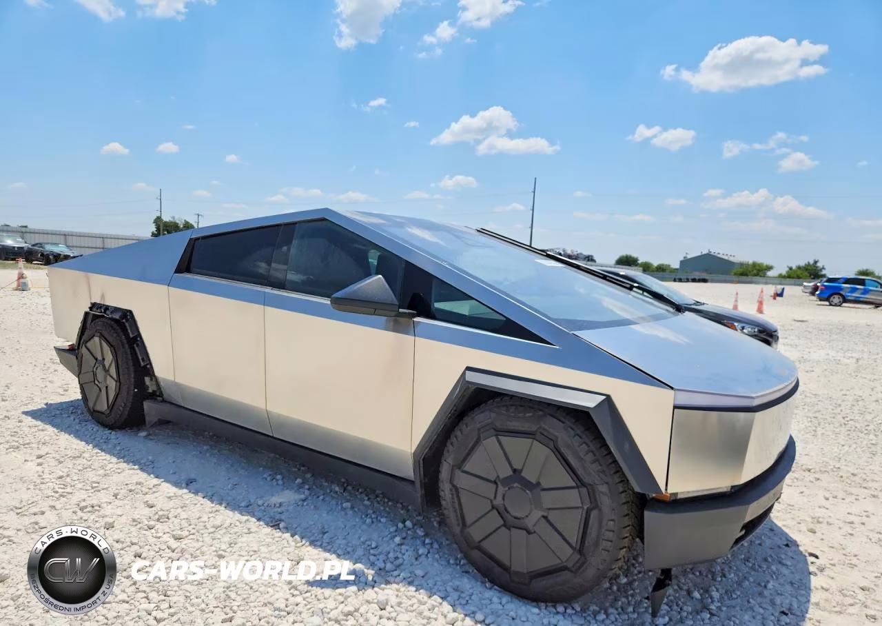 2025 Tesla Cybertruck VIN:7G2CEHED6SA076023 - 4