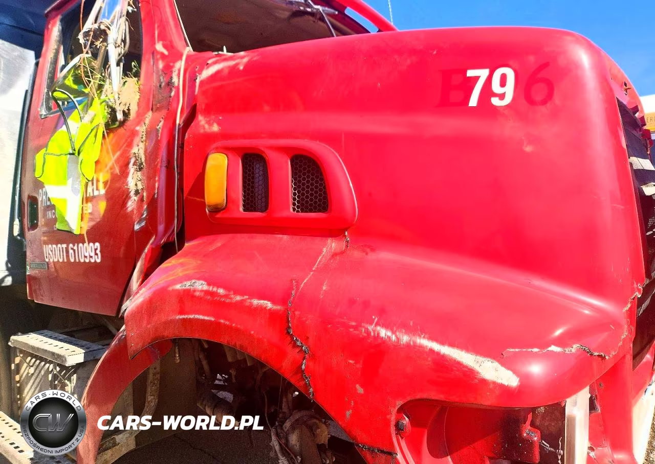 2001 Sterling L7500 Dump Truck VIN:2FZAASAK51AH72972 - 10