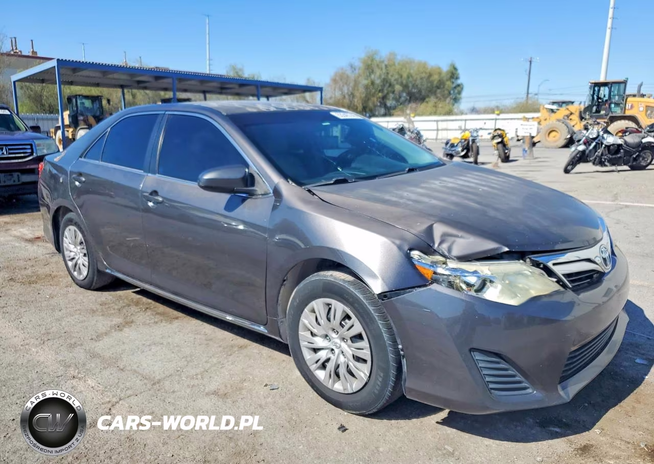 2013 Toyota Camry Le VIN:4T4BF1FK5DR312403 - 4