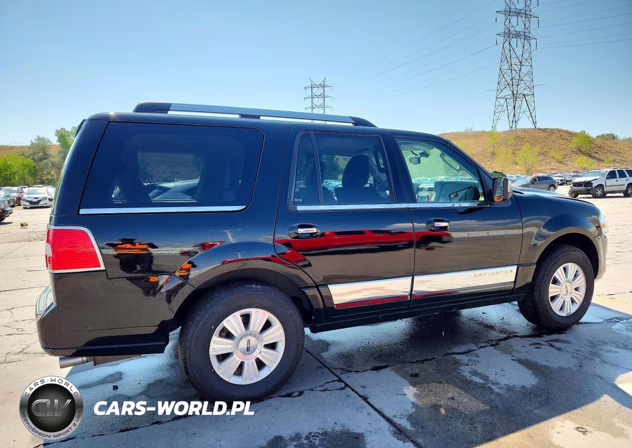 2012 Lincoln Navigator VIN:5LMJJ2J57CEL00884 - 3