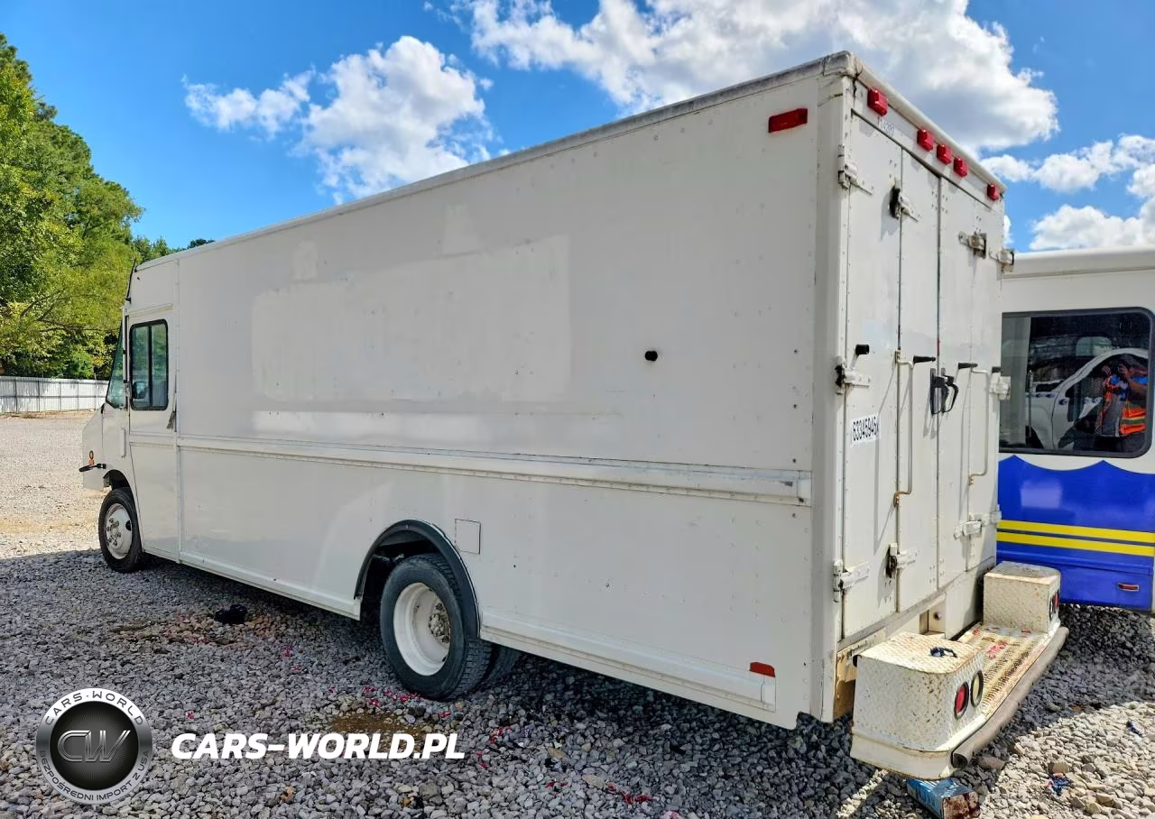 2000 Freightliner Mt45 Chassis Delivery Truck VIN:4UZA4FA44YCF32521 - 2