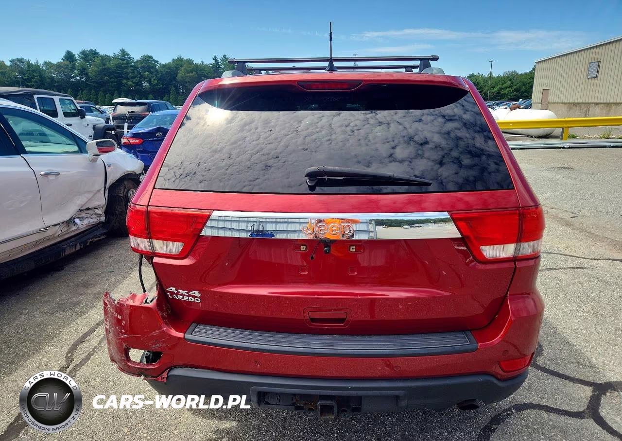 2011 Jeep Grand Cherokee Laredo VIN:1J4RR4GG3BC602135 - 6