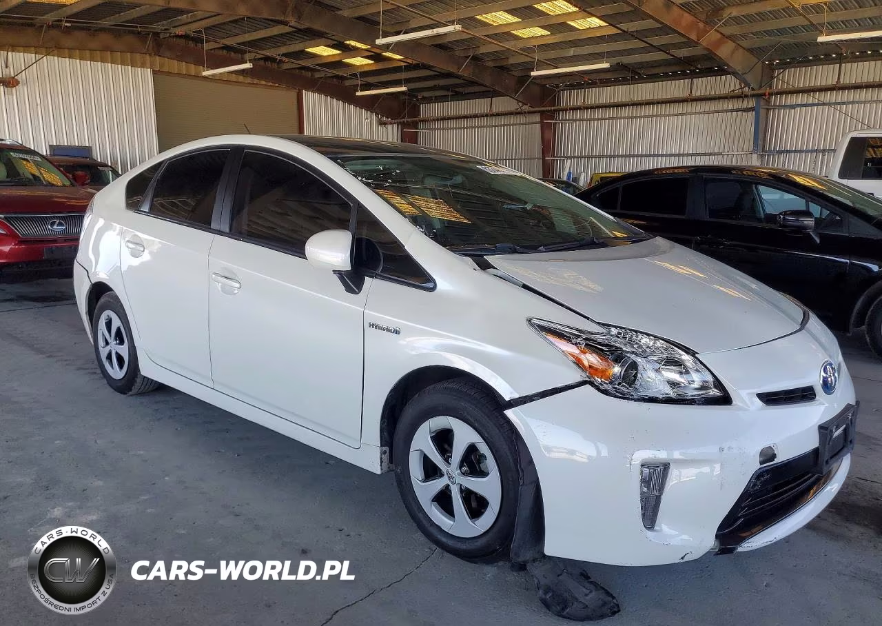 2013 Toyota Prius Three VIN:JTDKN3DU4D1713119 - 4