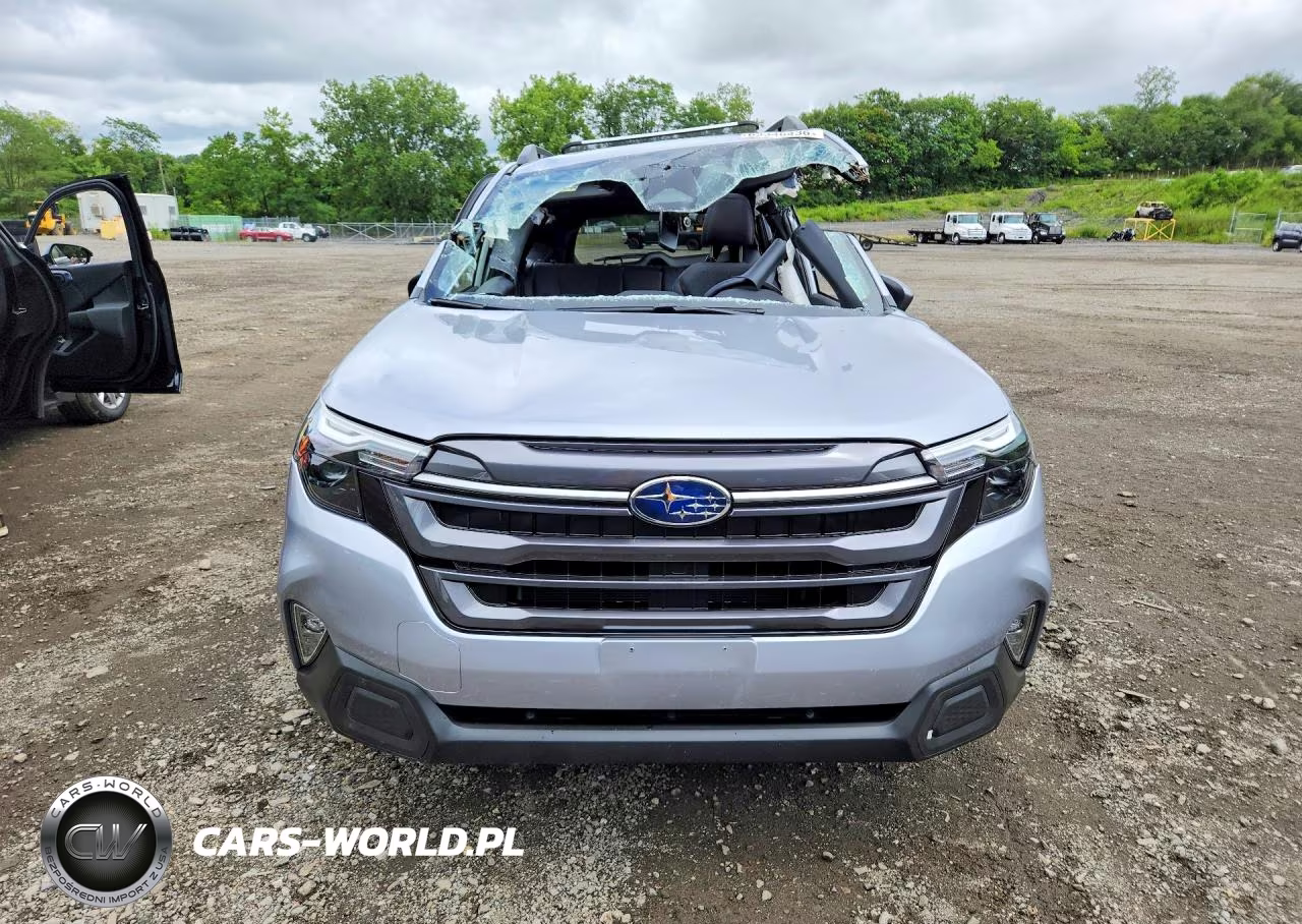 2025 Subaru Forester Premium VIN:JF2SLDDC4SH434715 - 5