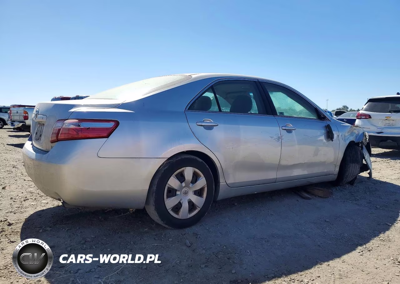 2007 Toyota Camry Le VIN:JTNBE46KX73126106 - 3