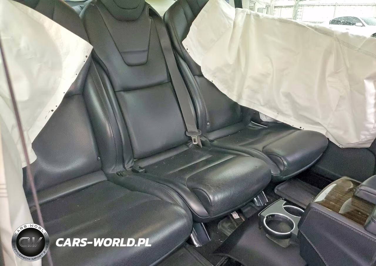 2016 Tesla Model X VIN:5YJXCAE43GF000898 - 11