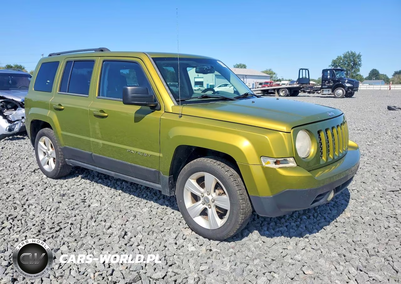 2012 Jeep Patriot Latitude VIN:1C4NJPFB3CD631701 - 4