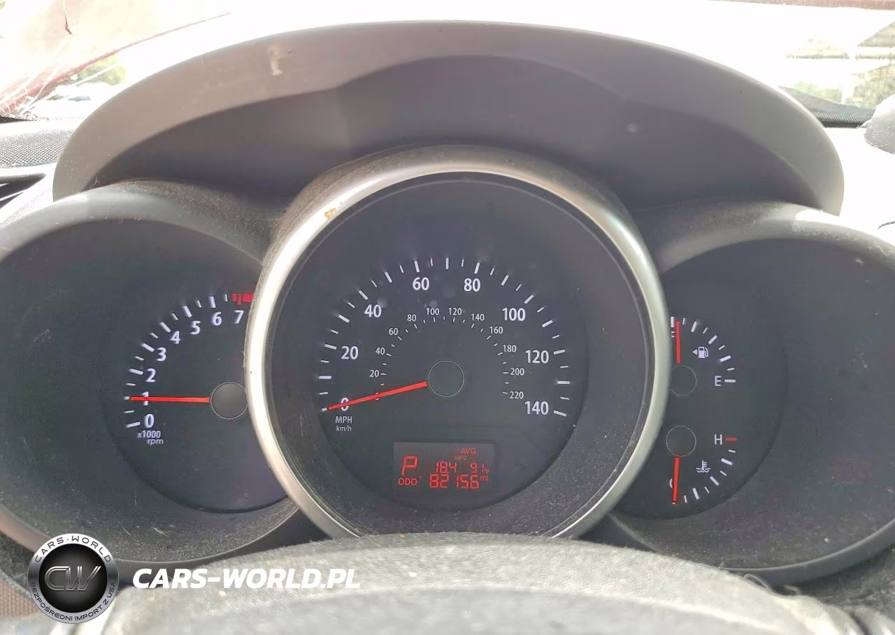 2012 Kia Soul + VIN:KNDJT2A64C7399484 - 9