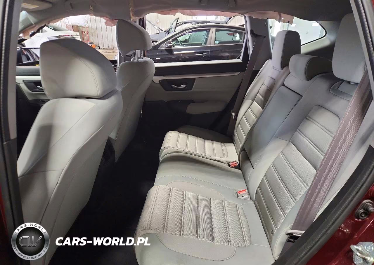 2018 Honda Cr-V Lx VIN:2HKRW6H37JH213037 - 11